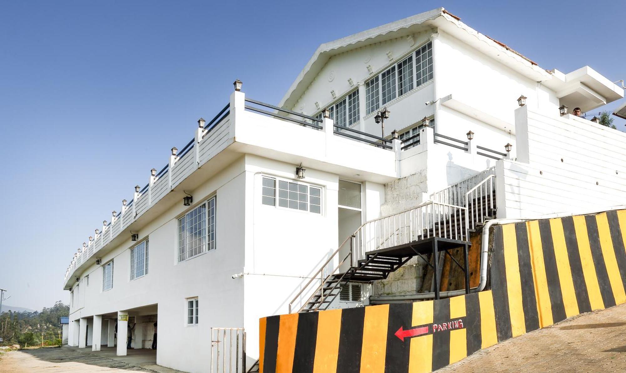 Treebo Skydale Inn & Suites With Mountain View أوتي المظهر الخارجي الصورة
