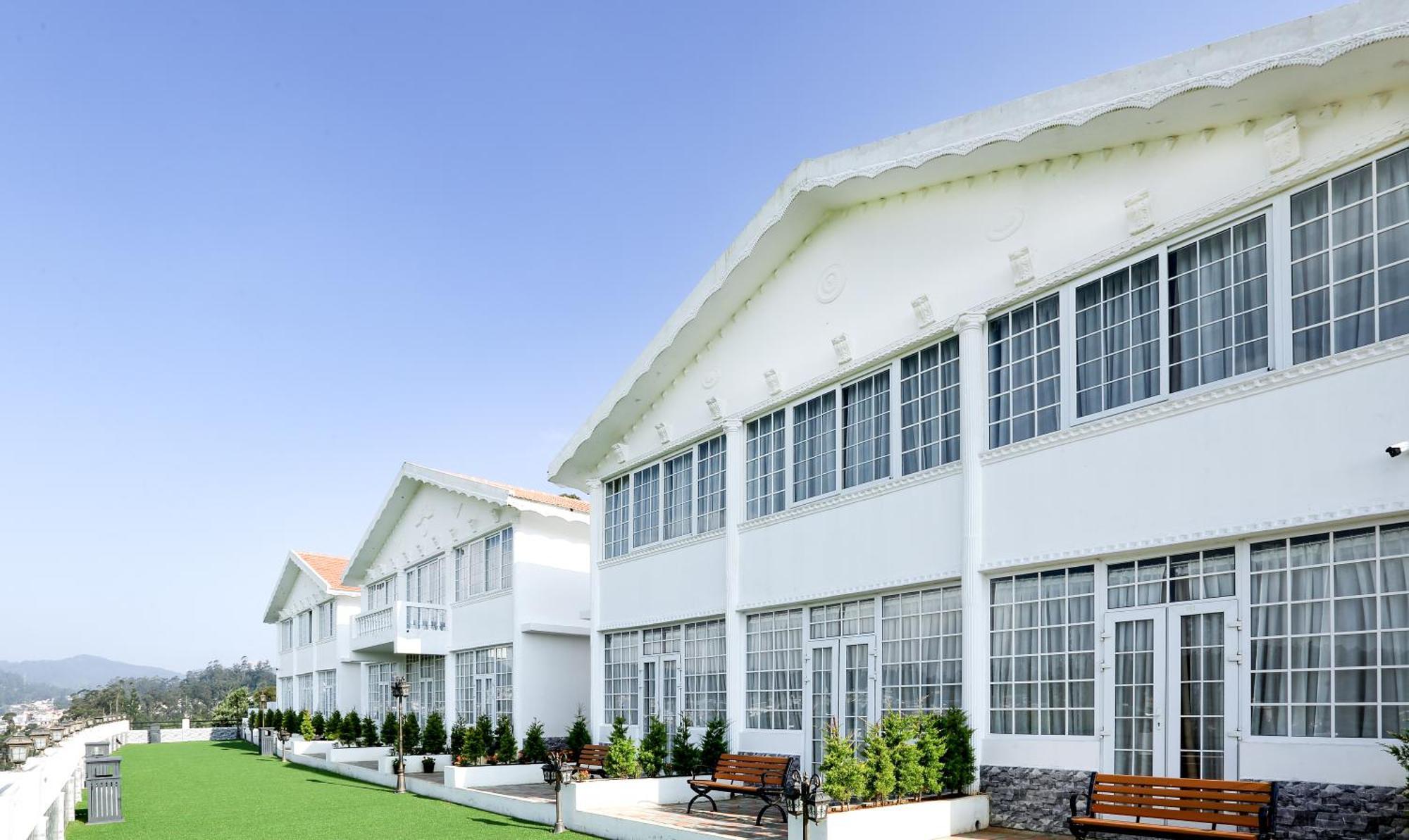 Treebo Skydale Inn & Suites With Mountain View أوتي المظهر الخارجي الصورة