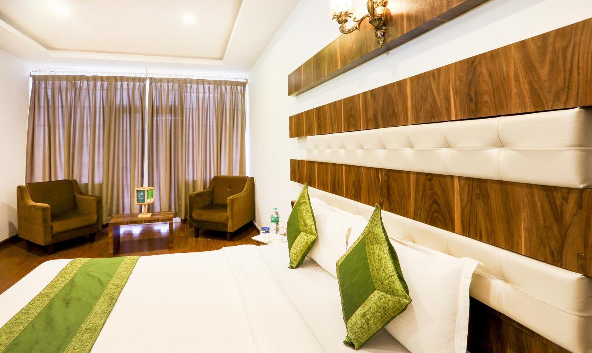 Treebo Skydale Inn & Suites With Mountain View أوتي المظهر الخارجي الصورة