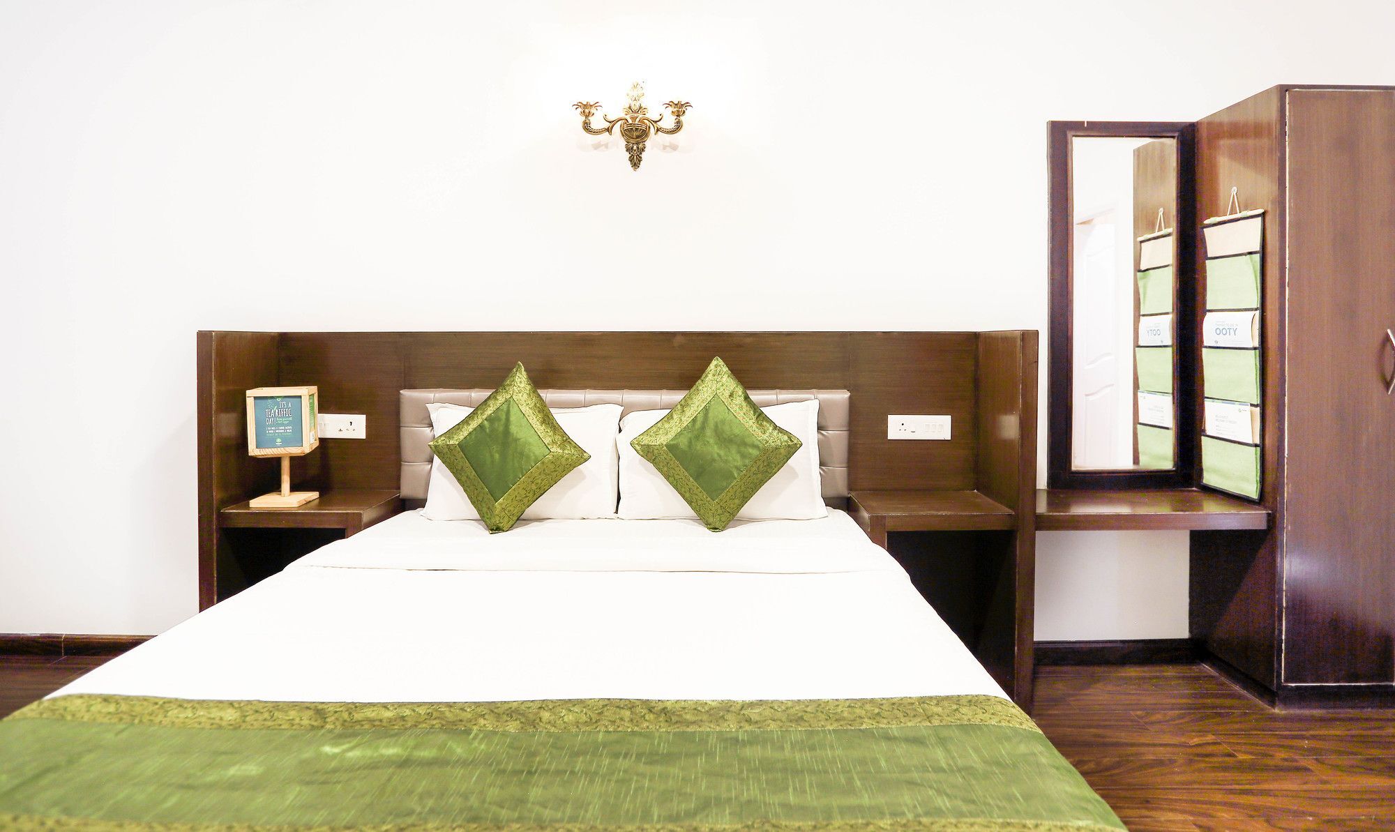 Treebo Skydale Inn & Suites With Mountain View أوتي المظهر الخارجي الصورة